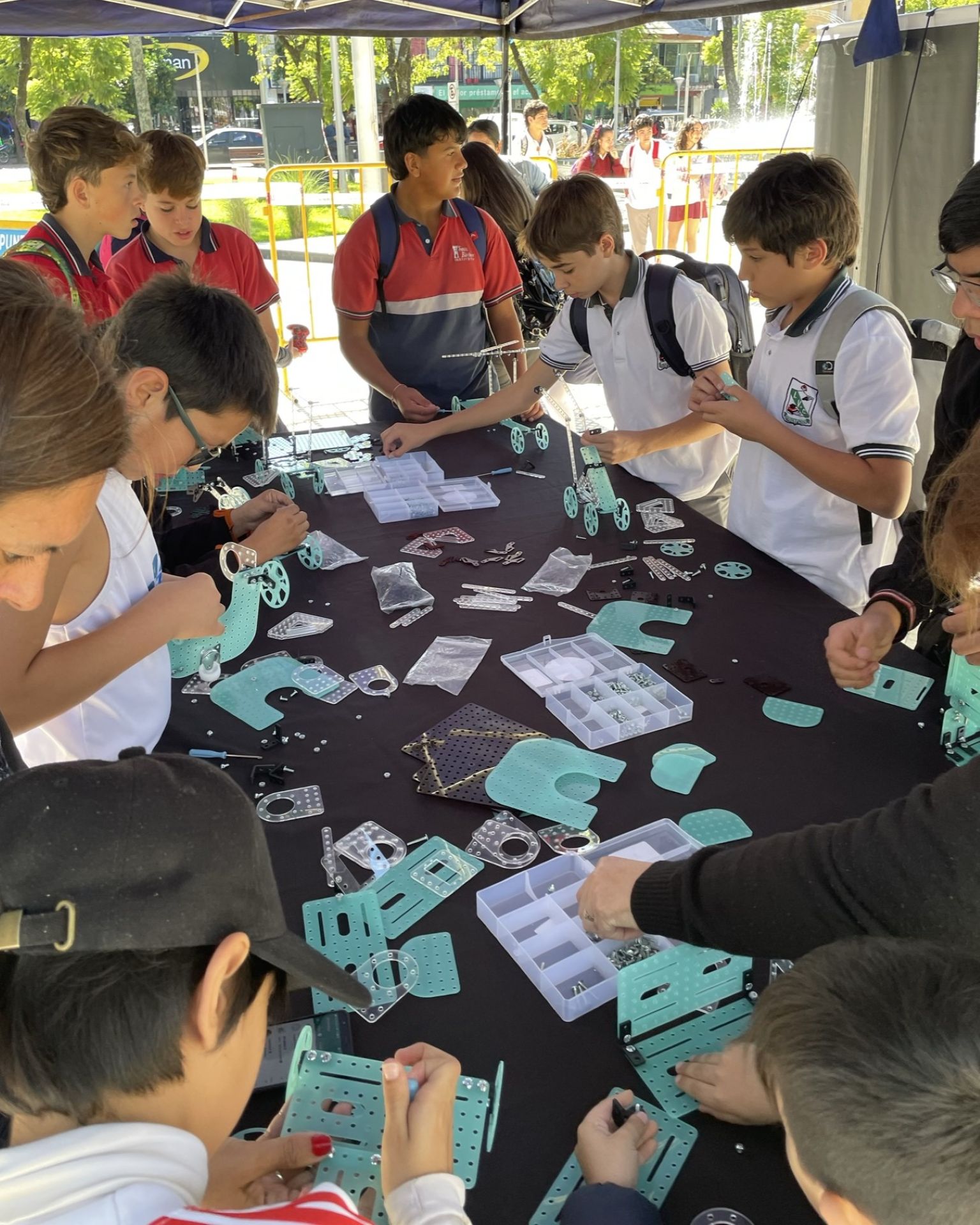 Imagen ilustrativa de experiencia robótica